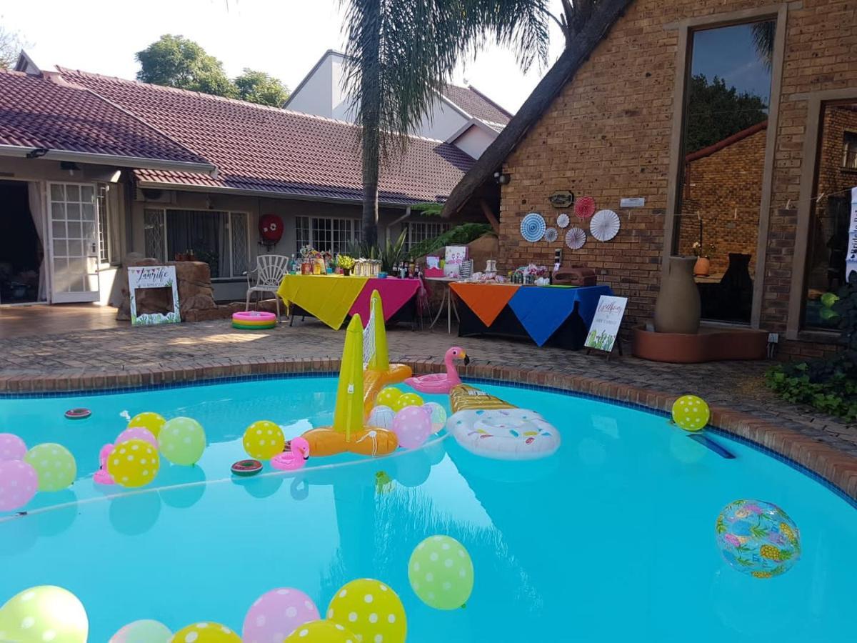 Cornerstone Guest Lodge Pretoria-Noord Buitenkant foto